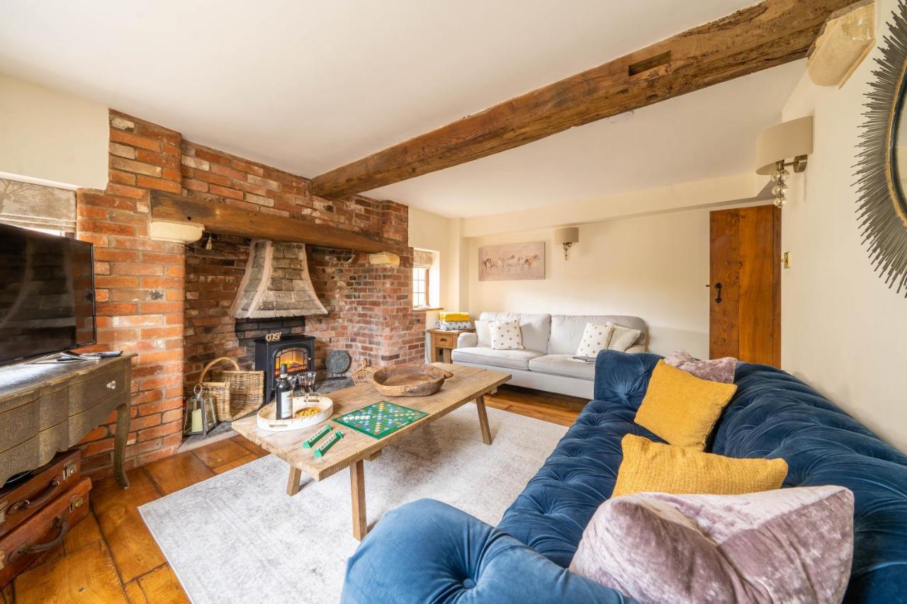 Cotswold Thatched Cottage Mickleton  Екстериор снимка