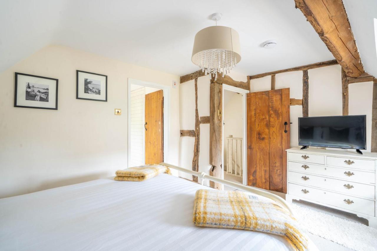 Cotswold Thatched Cottage Mickleton  Екстериор снимка