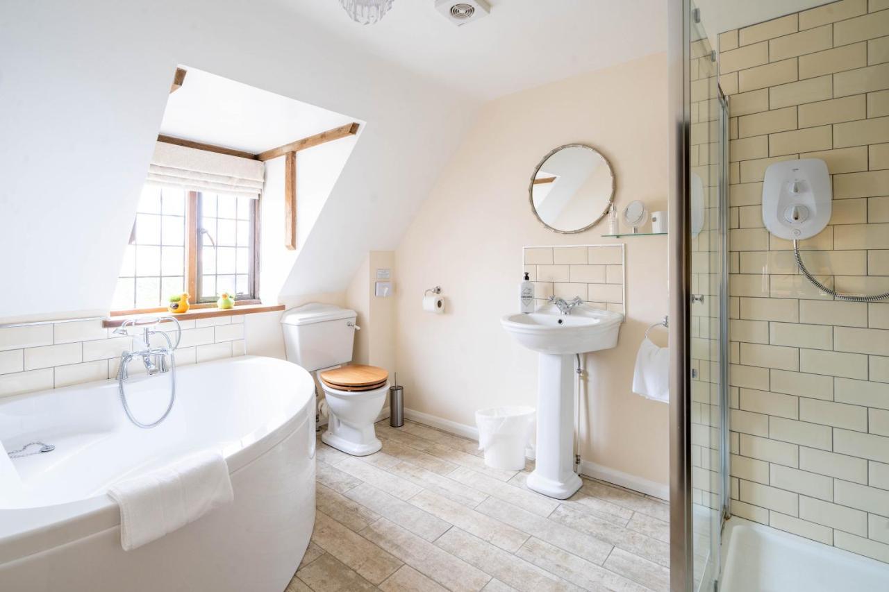 Cotswold Thatched Cottage Mickleton  Екстериор снимка