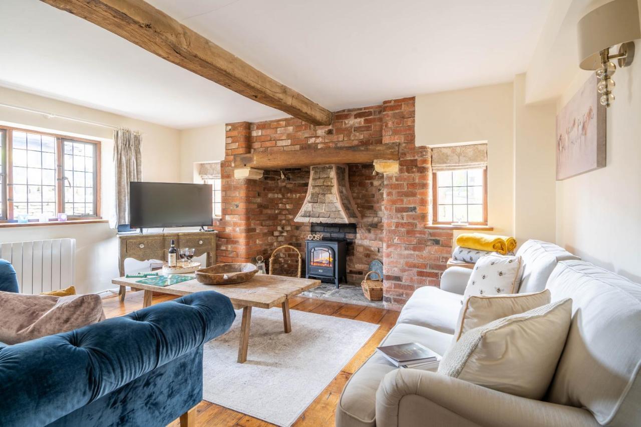 Cotswold Thatched Cottage Mickleton  Екстериор снимка