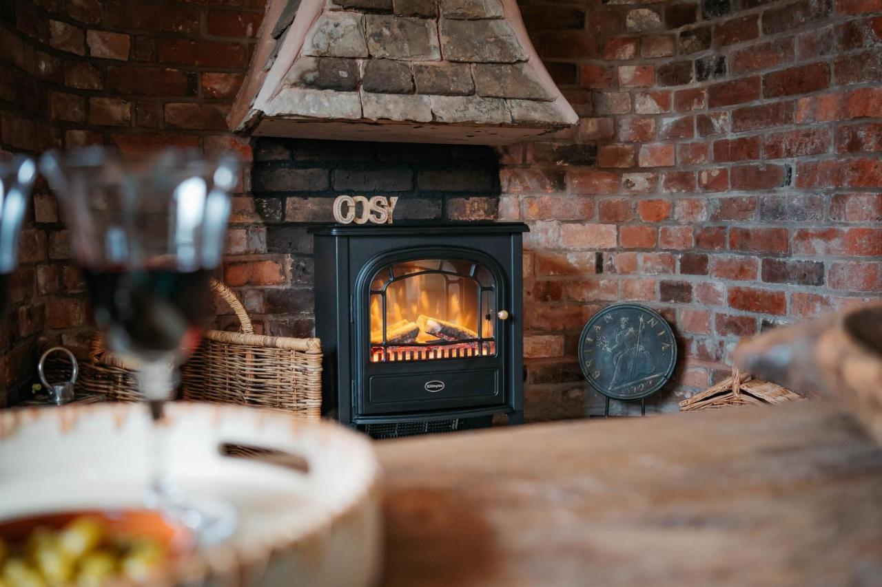 Cotswold Thatched Cottage Mickleton  Екстериор снимка