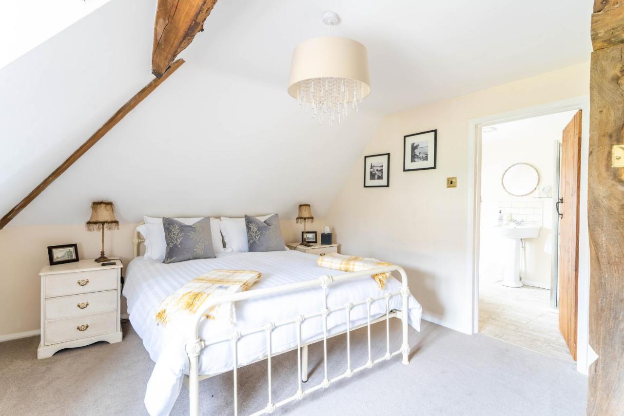 Cotswold Thatched Cottage Mickleton  Екстериор снимка